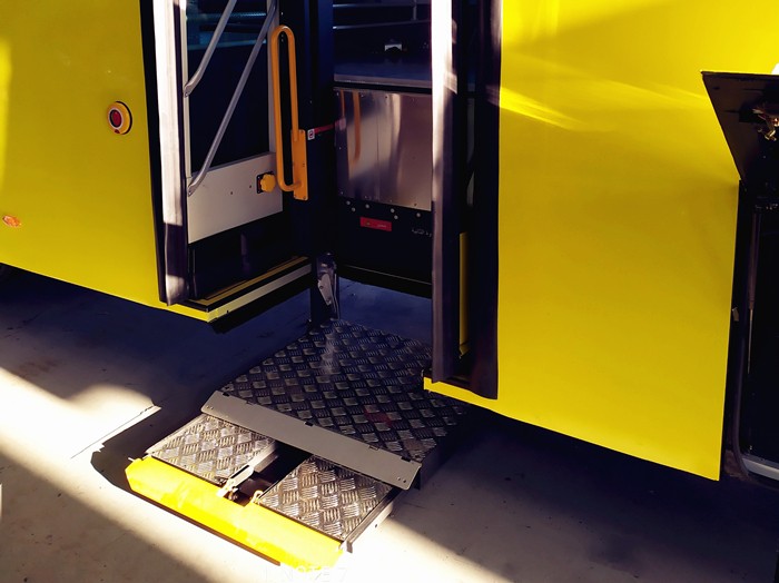 STEP-A-1200 Wheelchair lift (fully automatic)
