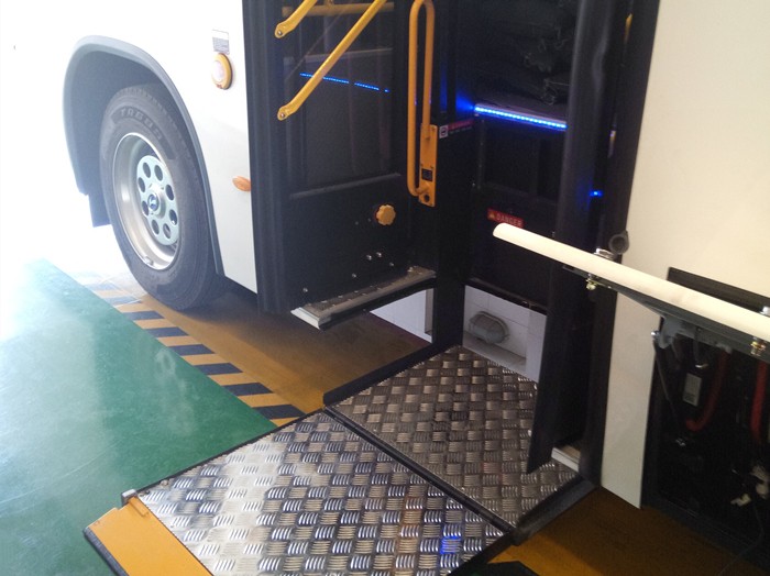 STEP-B-1200 Wheelchair Lift(semi-automatic)